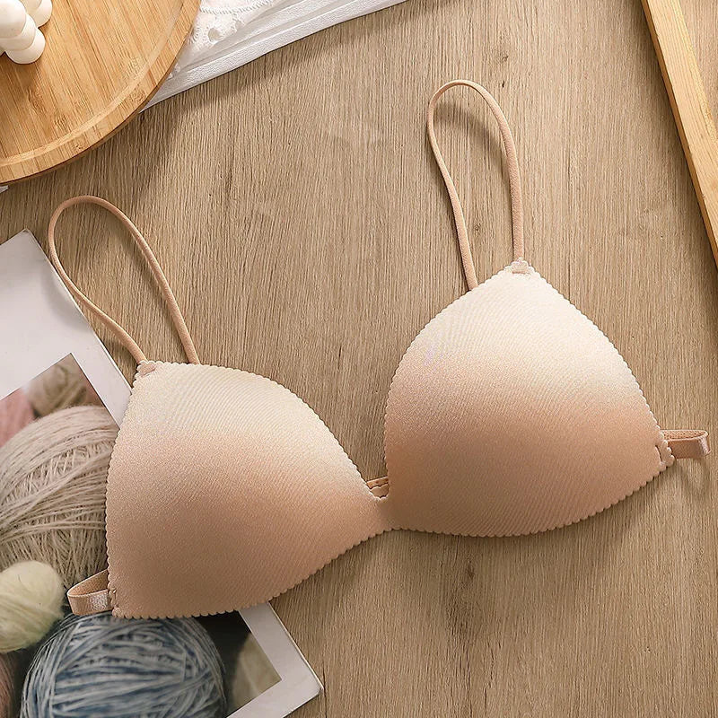 Women Bra Seamless Underwear Women Ultra-thin Blackless Underwear No Steel Ring Comfortable Invisible Strapless Bra Push Up Bra