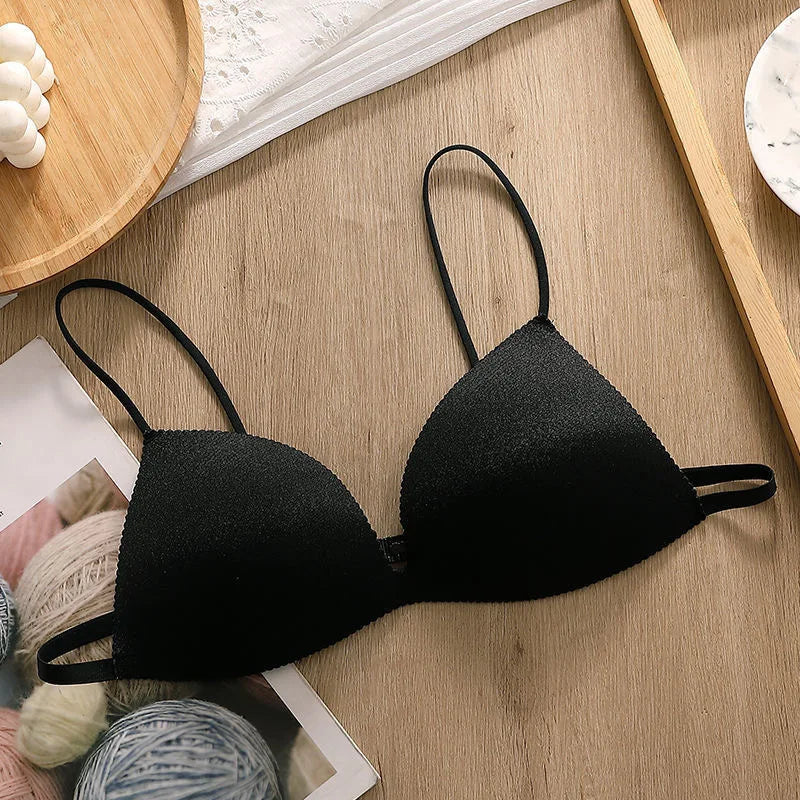 Women Bra Seamless Underwear Women Ultra-thin Blackless Underwear No Steel Ring Comfortable Invisible Strapless Bra Push Up Bra